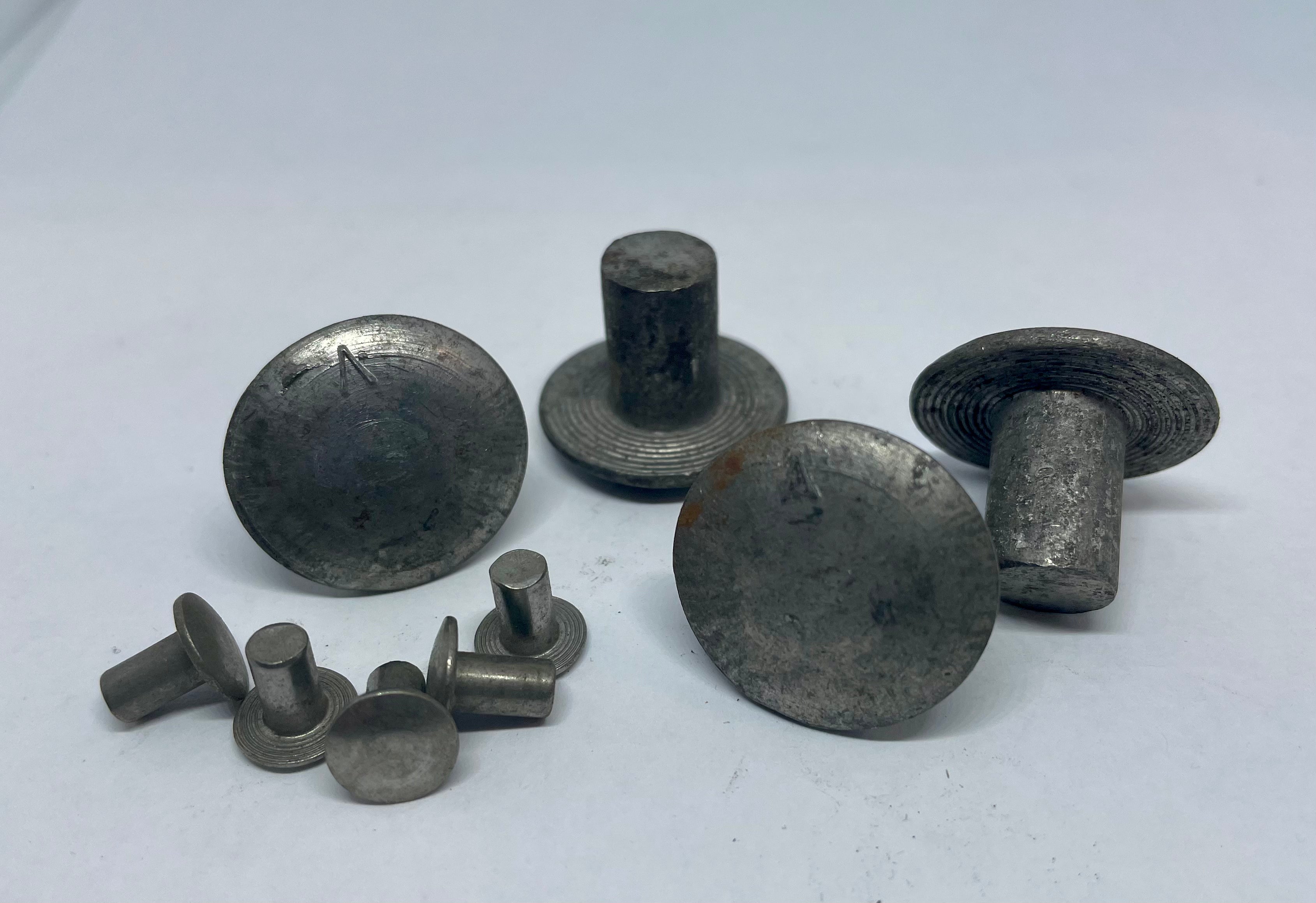 1-2-x-2-1-2-truss-head-steel-rivets-blacksmith-bolt-rivet-supply