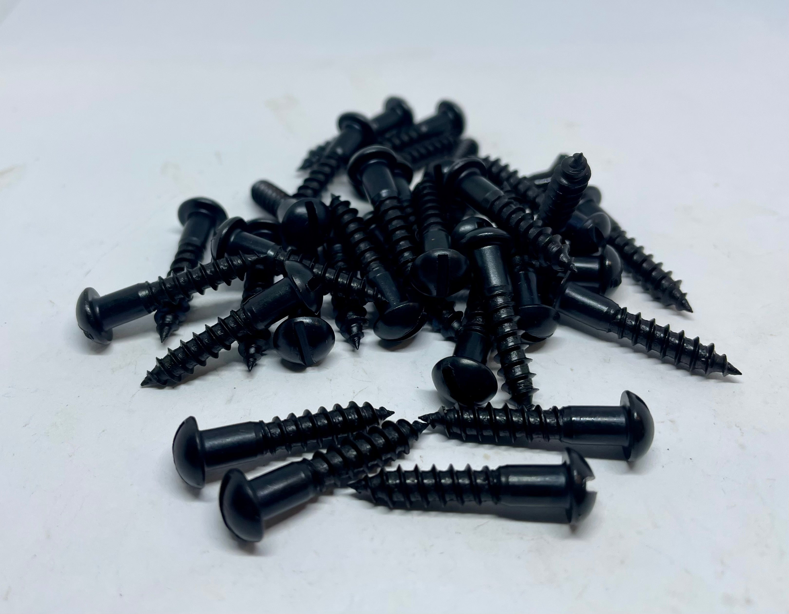 1 1/2 Black Wood Screw